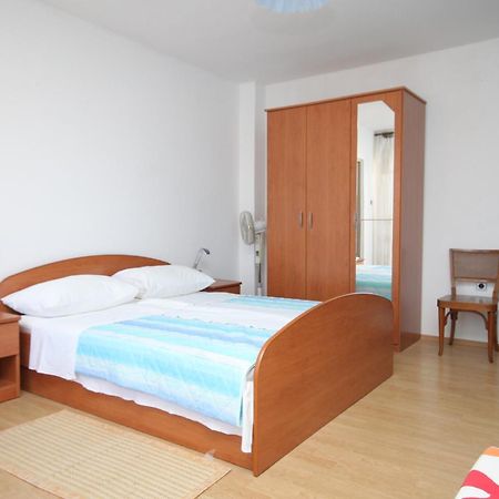 Rooms By The Sea Pasman - 8223 Phòng bức ảnh